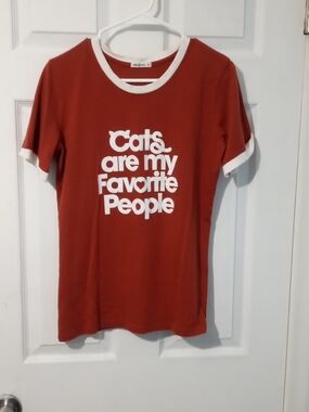 Thebee&Thefox Rust Red Ringer Tee - "Cats Are My Favorite People"